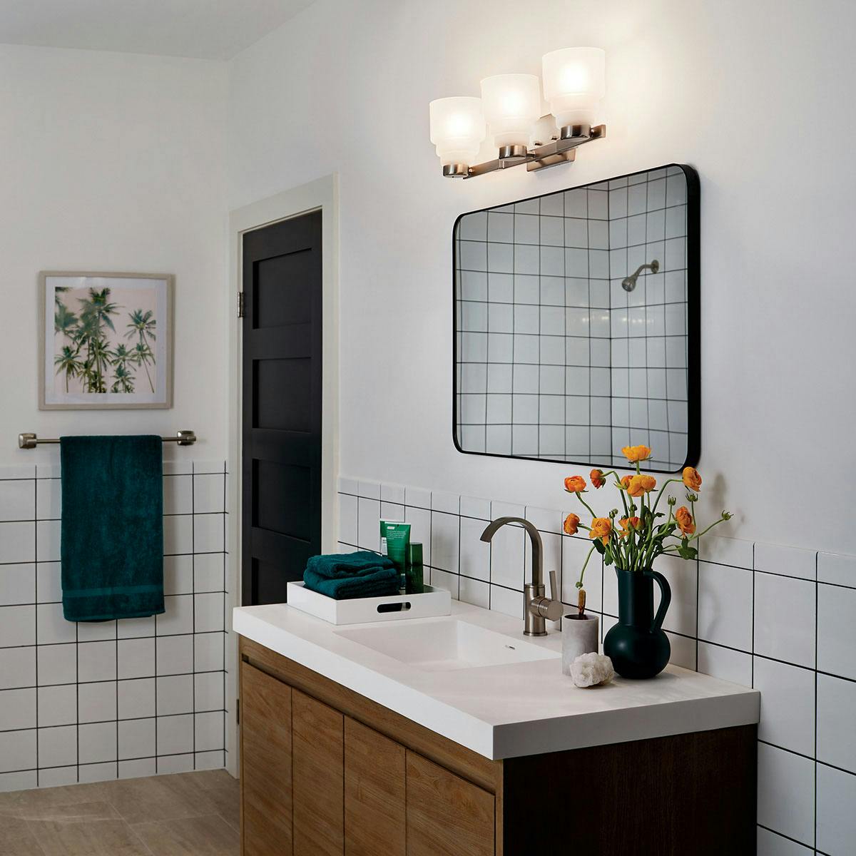 Daytime Bathroom featuring Vionnet vanity light 55012NI