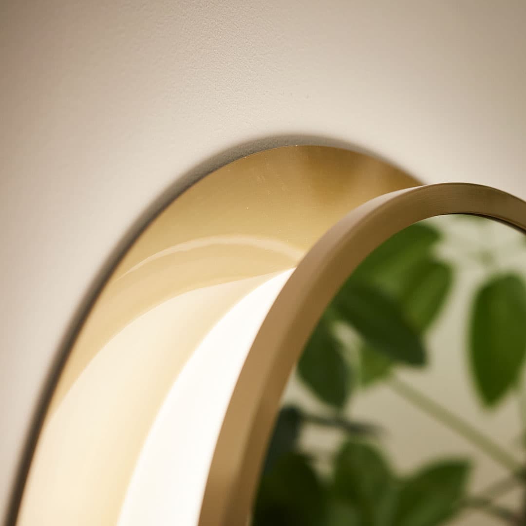 Close up view of the Chennai 30" LED Vanity Mirror Gold